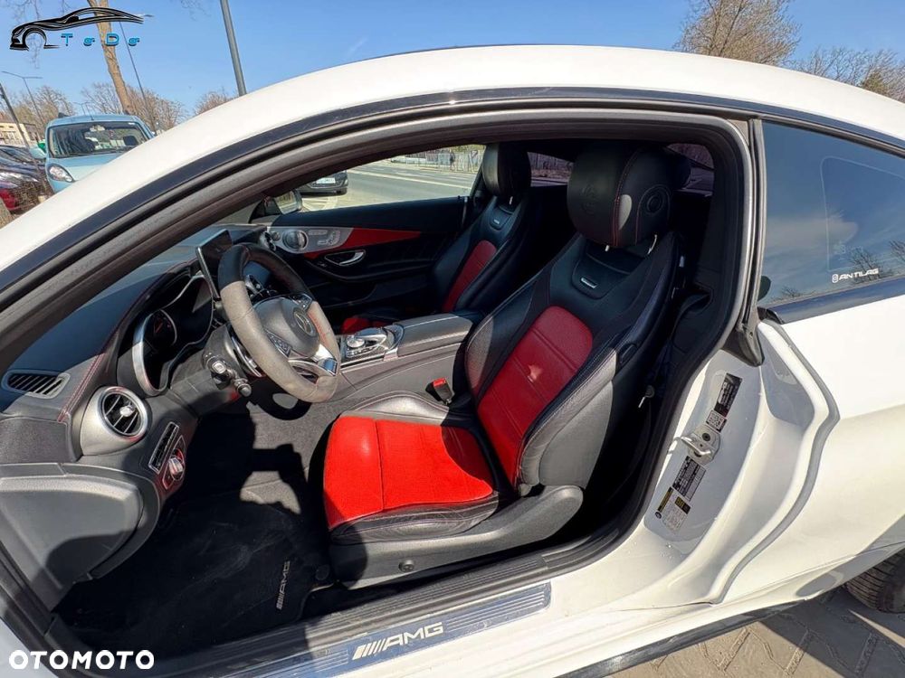 Mercedes-Benz Klasa C AMG 63 S AMG Speedshift 7G-MCT - 10