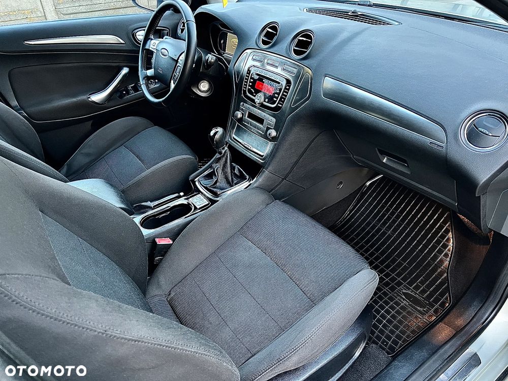 Ford Mondeo - 7