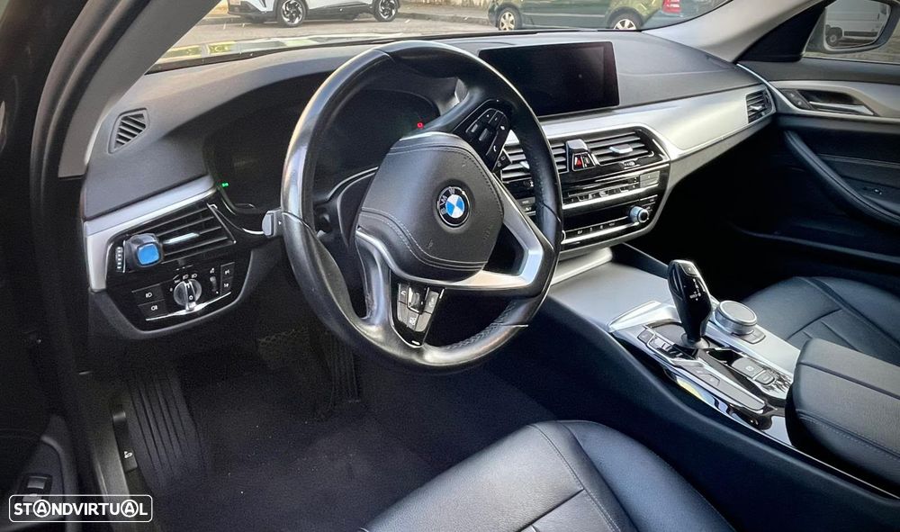 BMW 520 d Line Luxury Auto - 9
