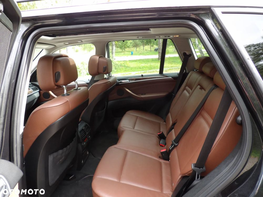 BMW X5 3.5i xDrive - 23