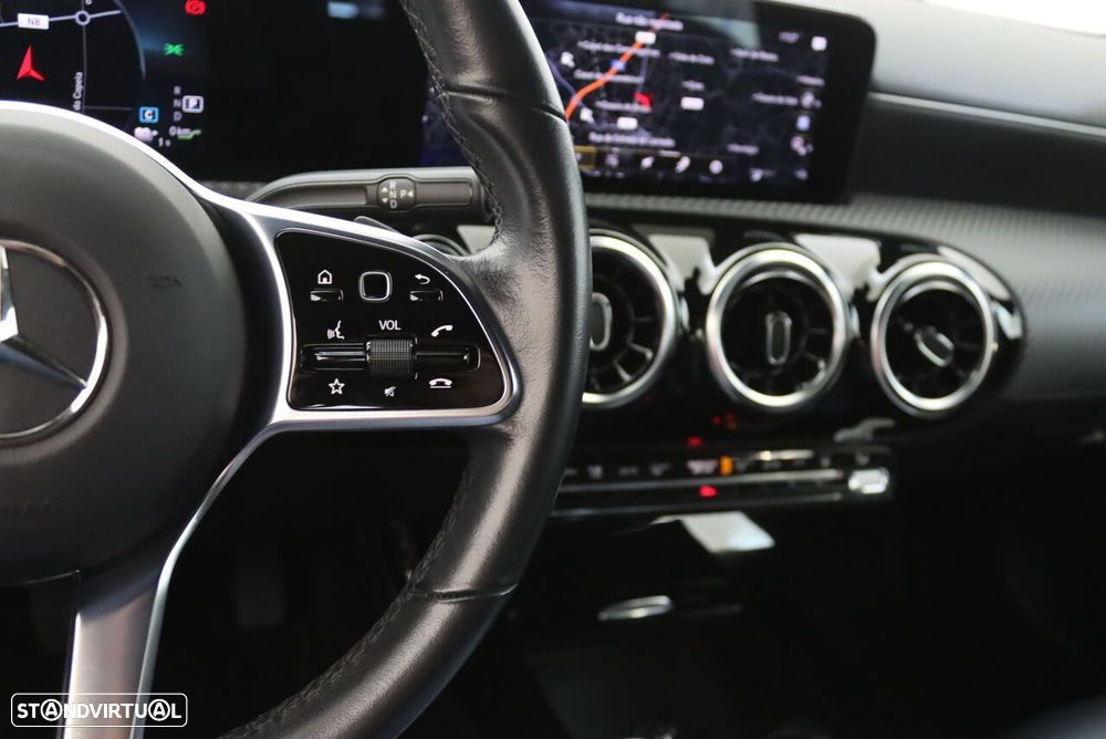 Mercedes-Benz CLA 250 e Shooting Brake Style Plus - 12