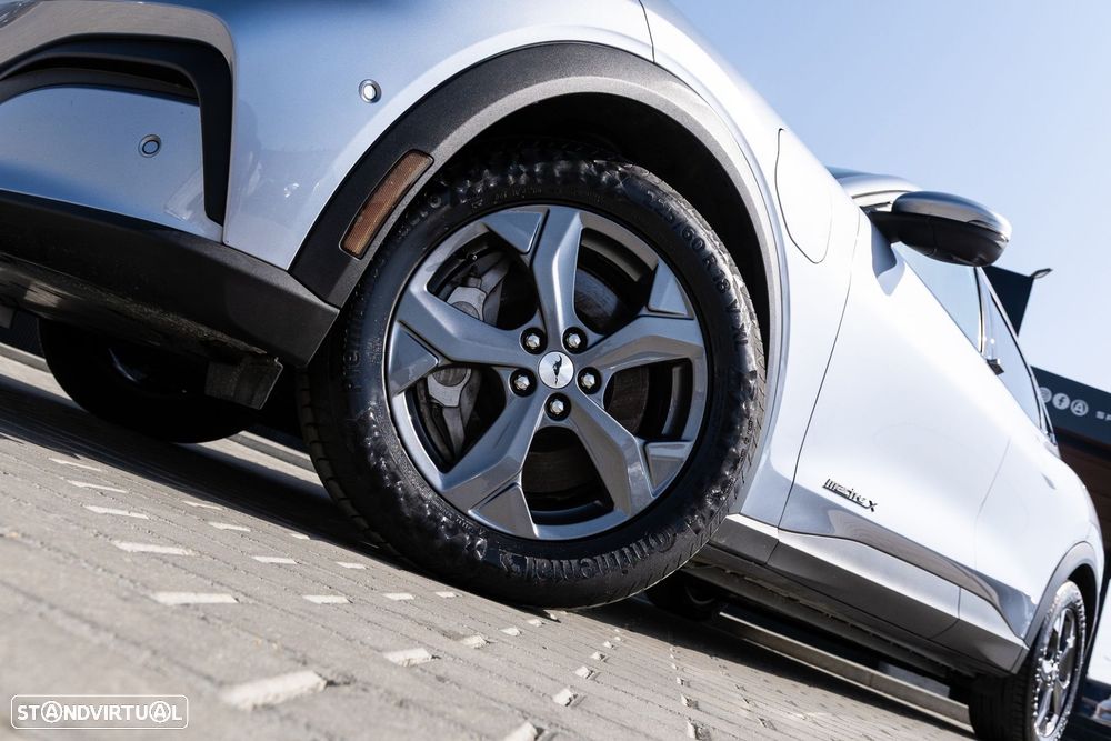 Ford Mustang Mach-E Alargada - 5