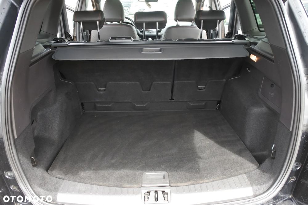 Ford Kuga 2.0 TDCi 4x4 ST-Line - 13