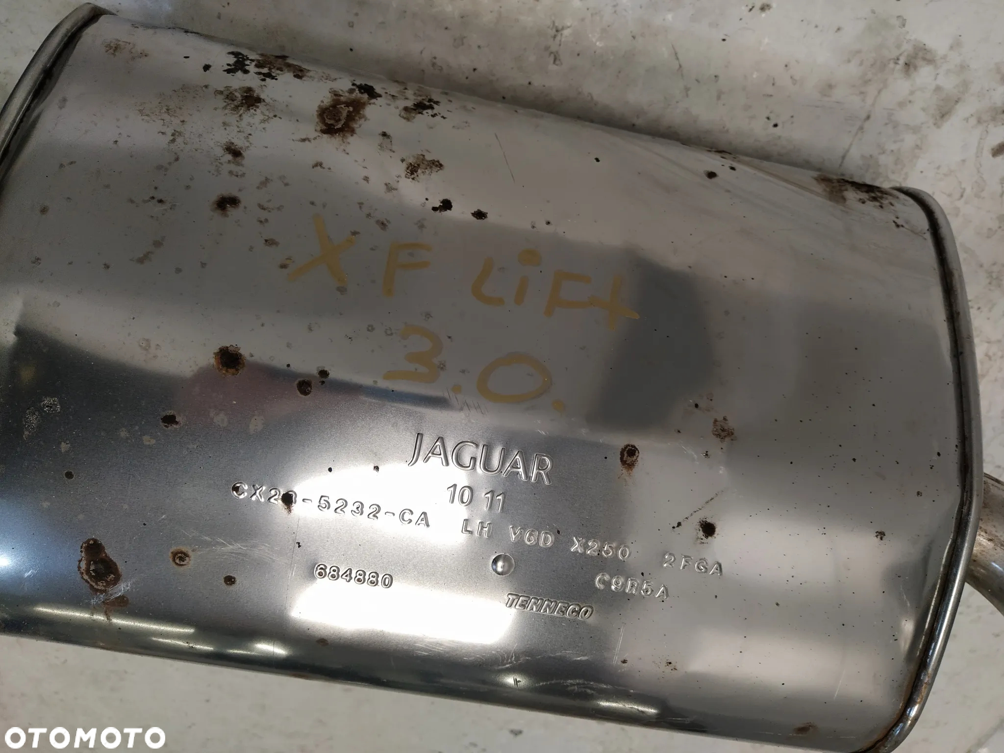 JAGUAR XF X250 LIFT WYDECH TŁUMIK KOŃCOWY PRAWY ORYGINAŁ - 16