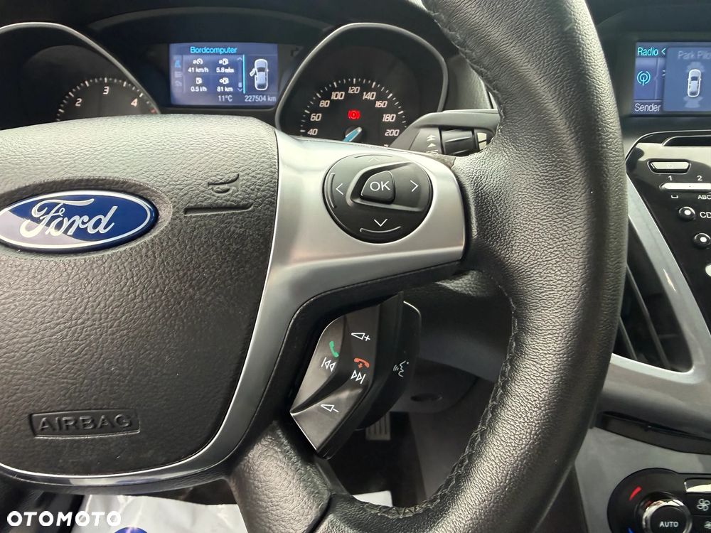 Ford Focus - 16