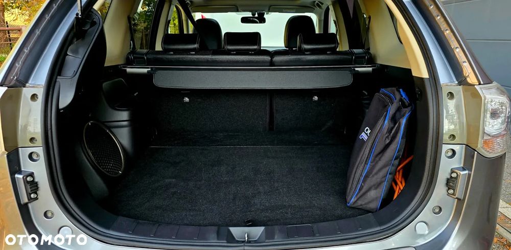 Mitsubishi Outlander - 18