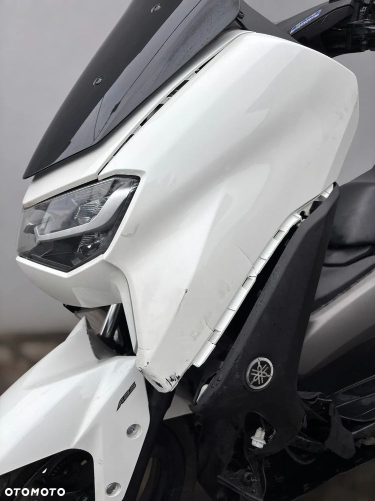 Yamaha NMAX - 10