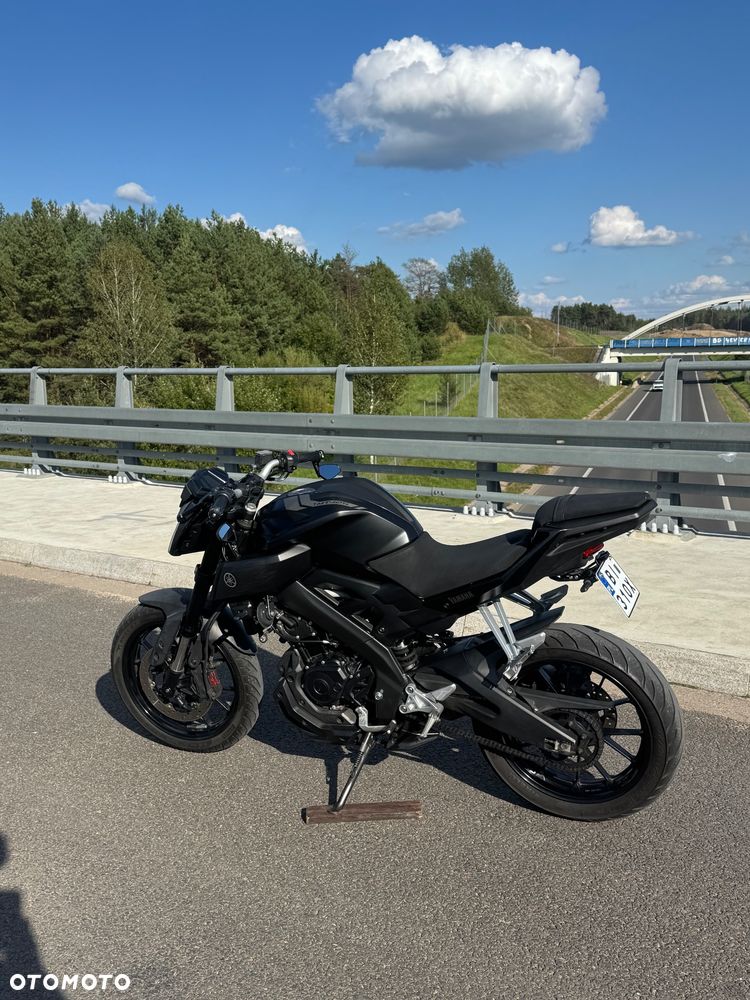 Yamaha MT - 4