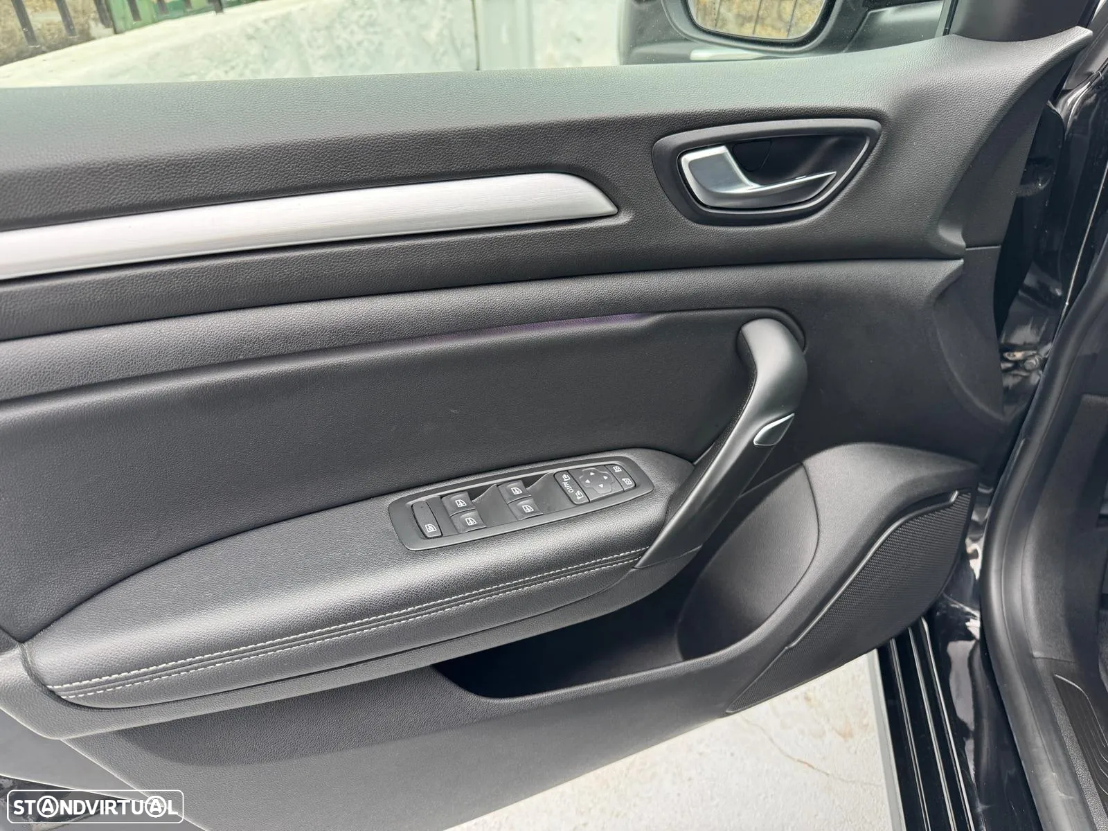 Renault Mégane Sport Tourer 1.5 Blue dCi Limited EDC - 17