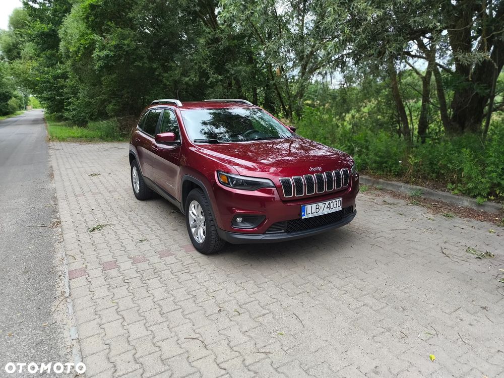 Jeep Cherokee - 24
