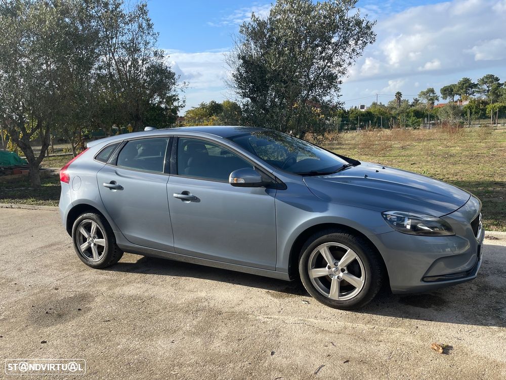 Volvo V40 2.0 D2 Kinetic - 5