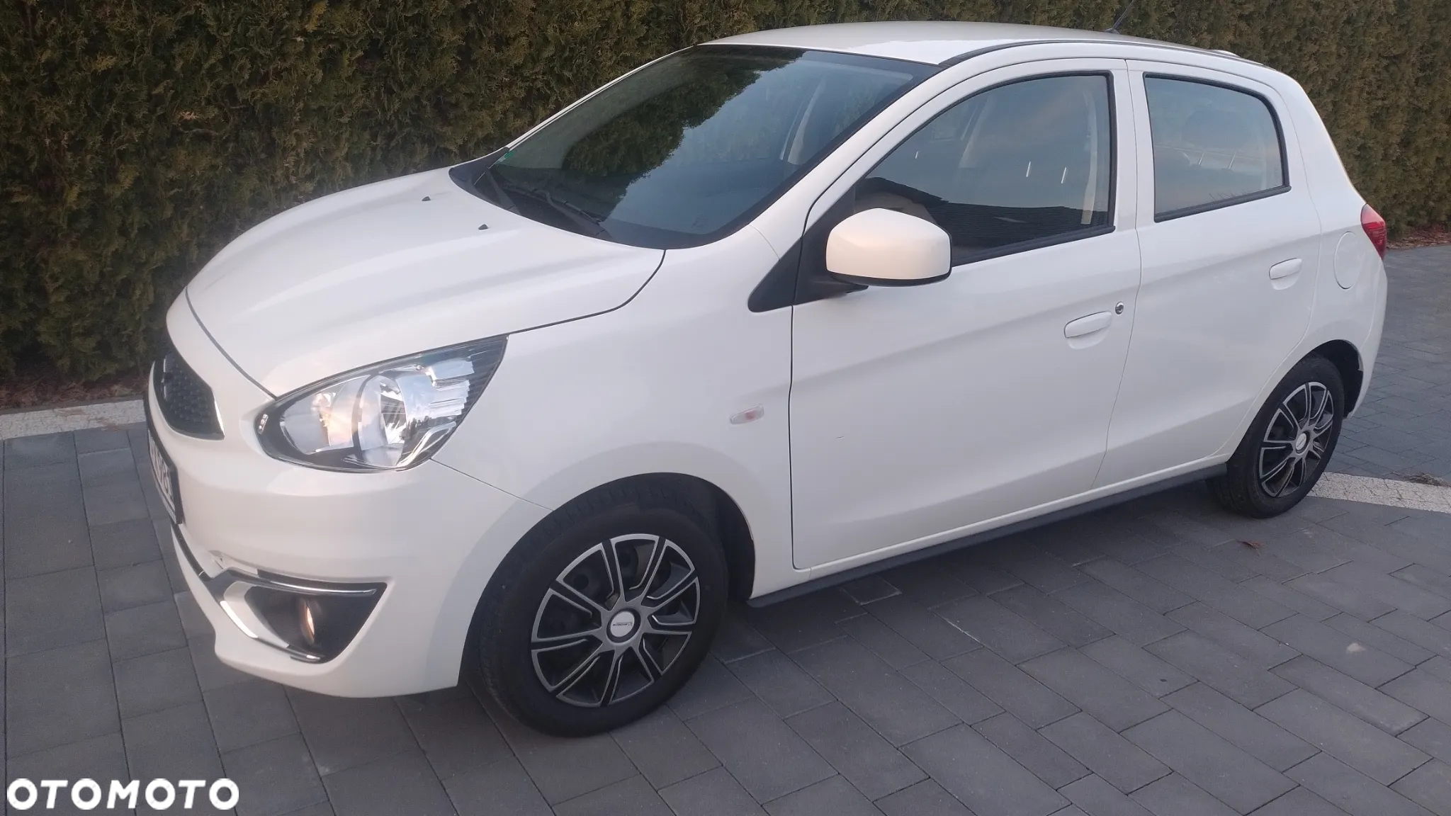 Mitsubishi Space Star - 5