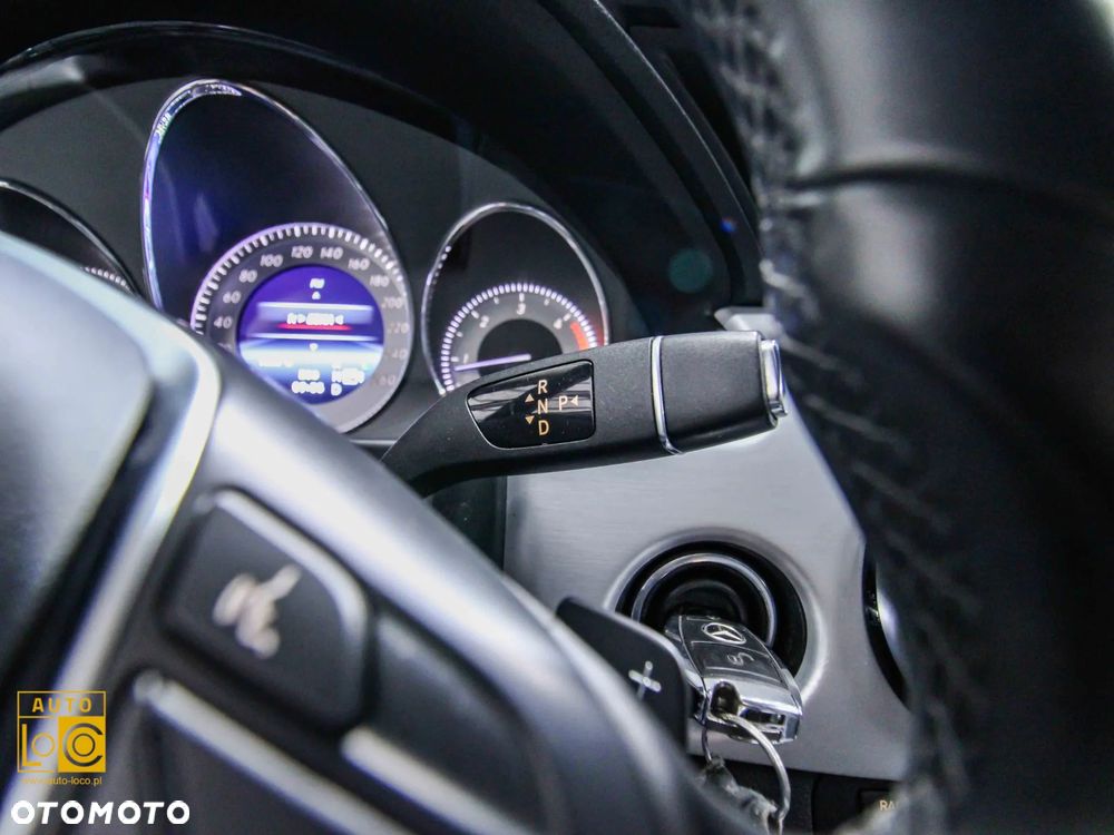 Mercedes-Benz GLK 220 CDI DPF 4Matic BlueEFFICIENCY 7G-TRONIC SPORT EDITION - 22