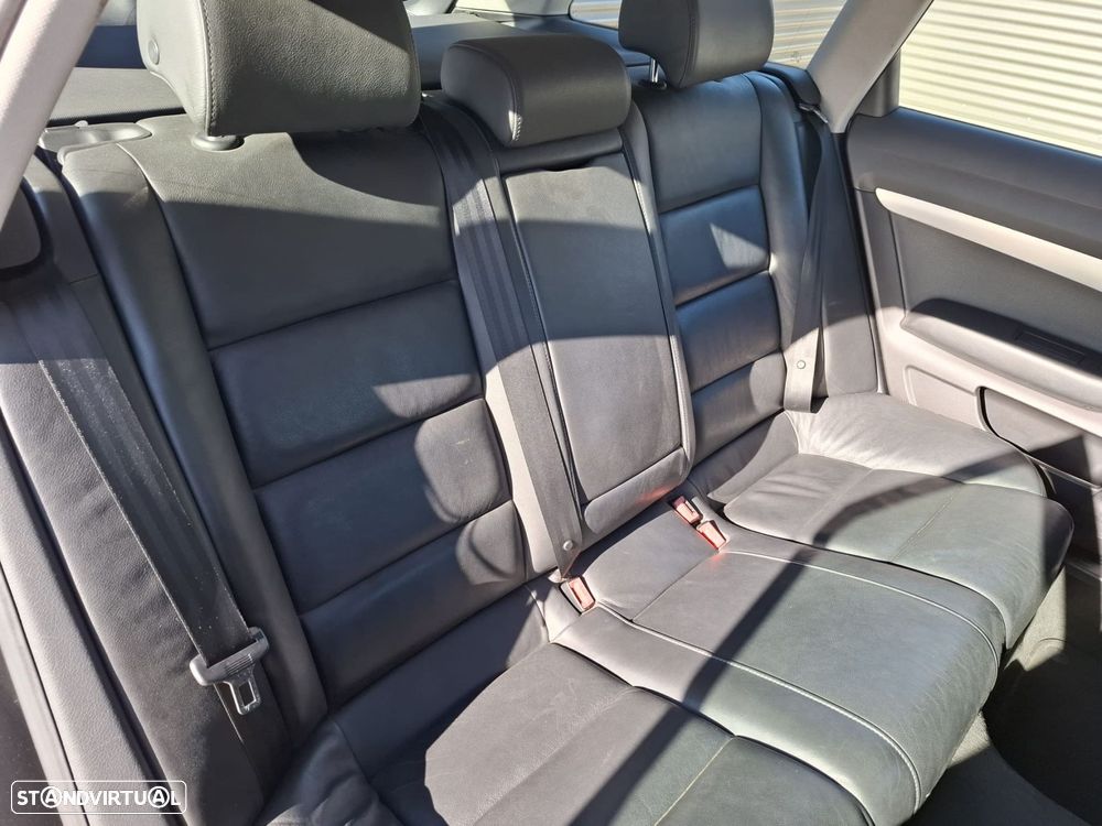 Audi A6 Avant 2.0 TDI Multitronic S-line - 21