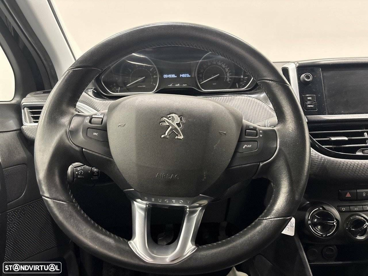 Peugeot 208 1.2 PureTech Signature - 12