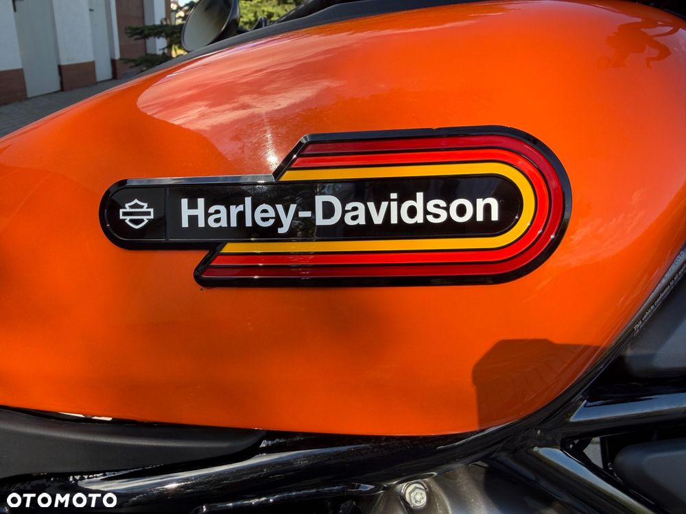 Harley-Davidson Sportster Nightster 975 - 9