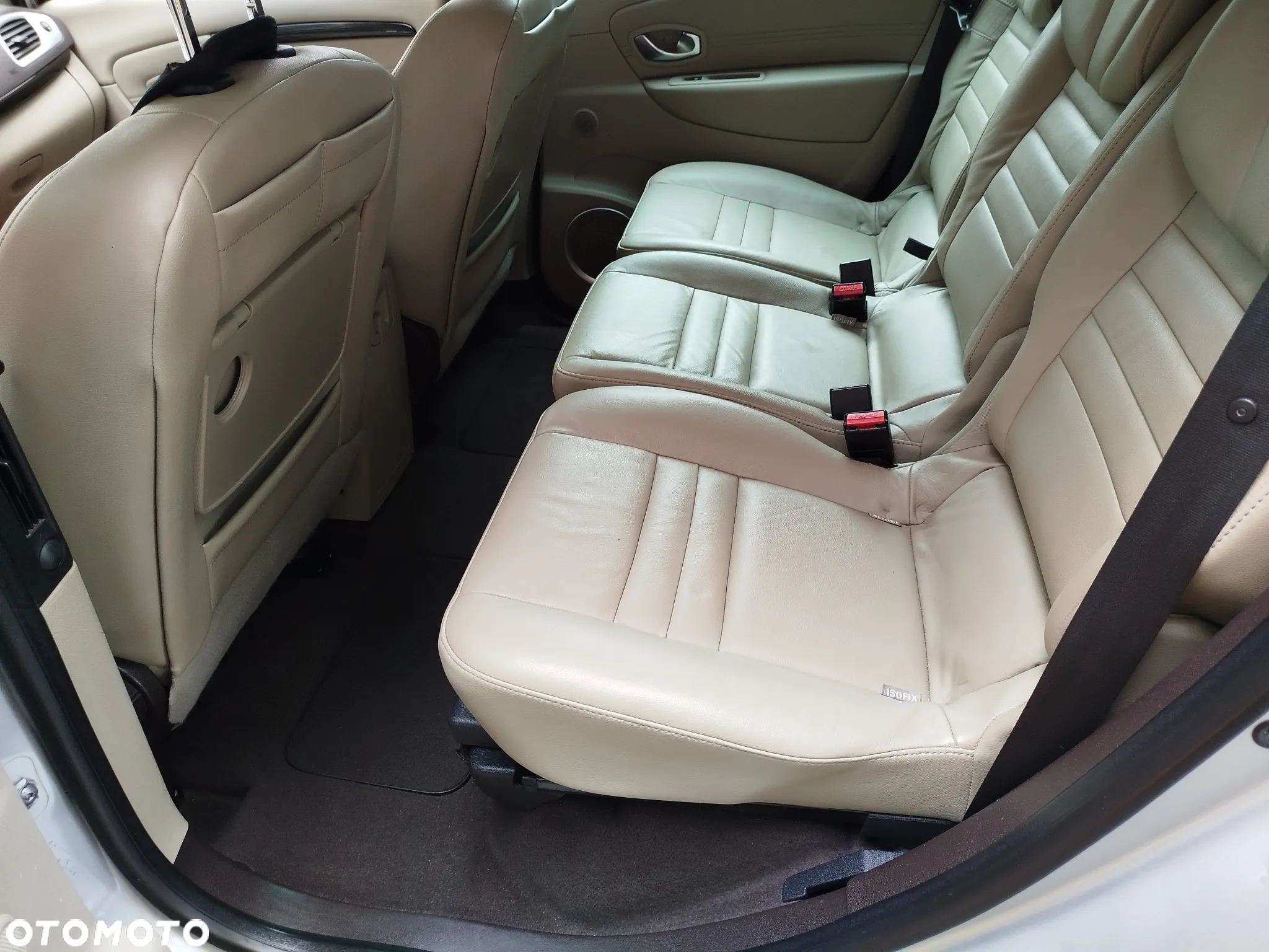 Renault Grand Scenic 2.0 16V 140 CVT Luxe - 17