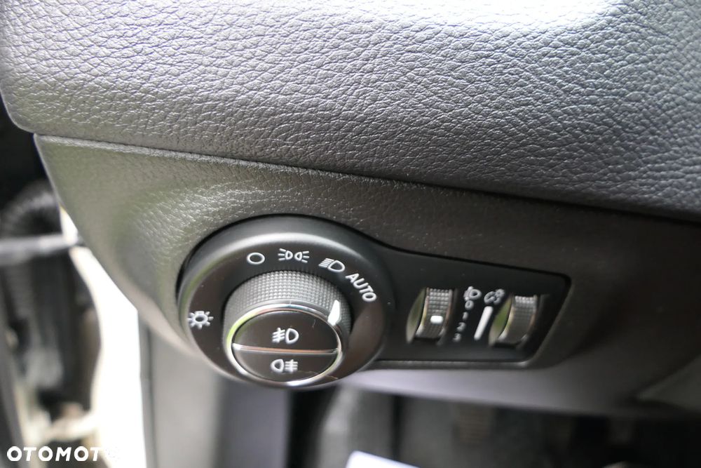 Jeep Compass 1.4 MultiAir Limited - 30