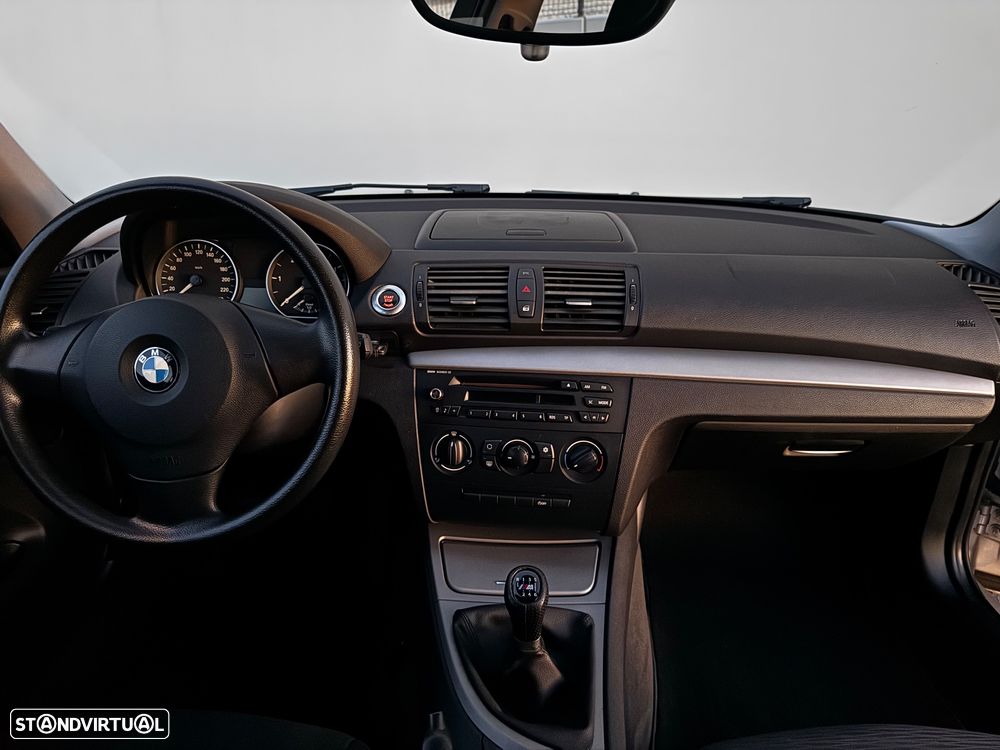 BMW 118 d Line Urban - 10