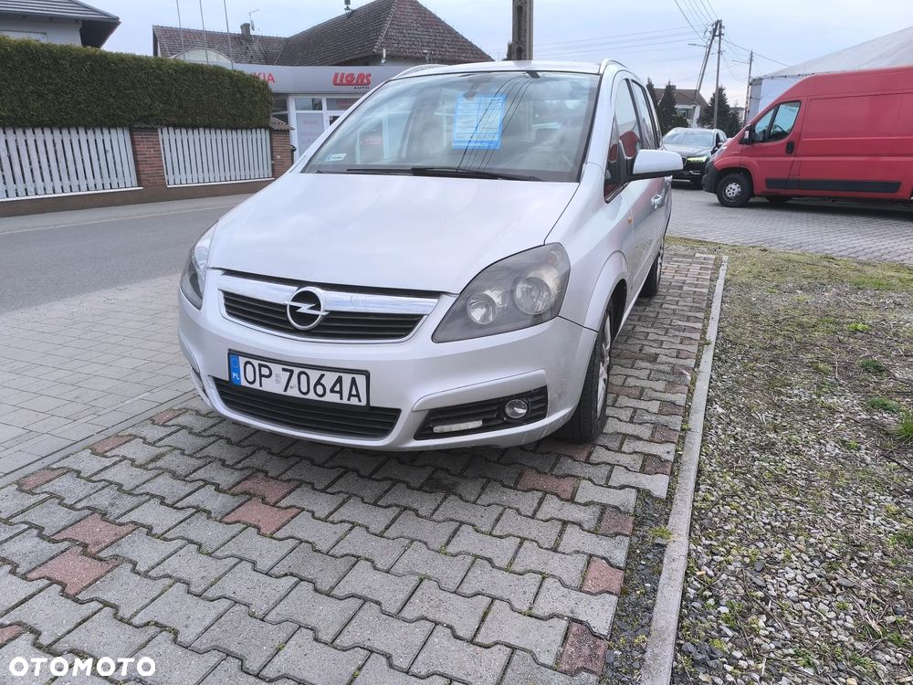 Opel Zafira 1.9 CDTI Cosmo ActiveSelect - 2