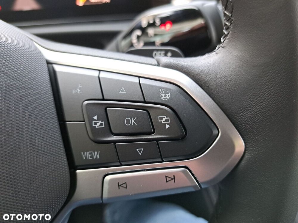 Volkswagen T-Roc - 31