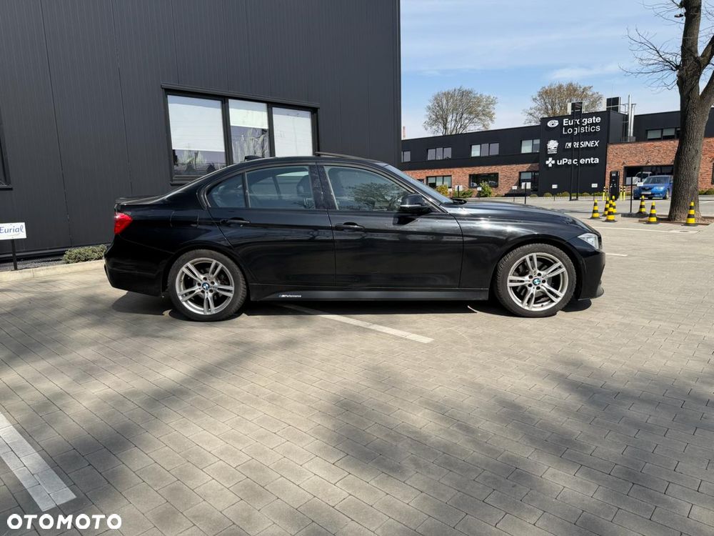 BMW Seria 3 328i xDrive - 8