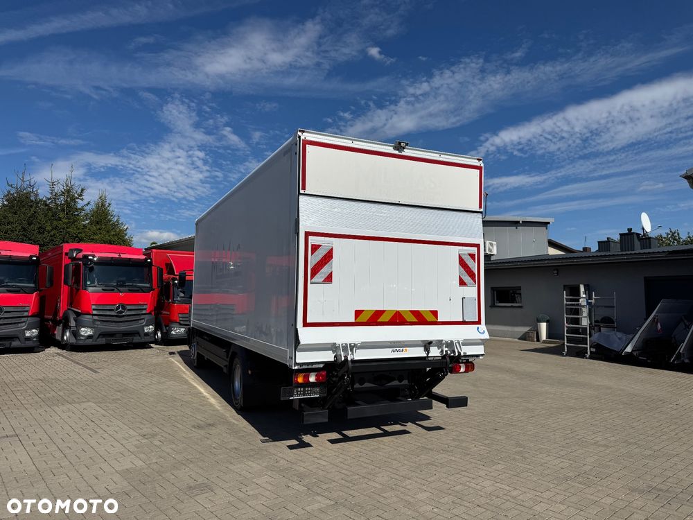 Mercedes-Benz ATEGO - 8