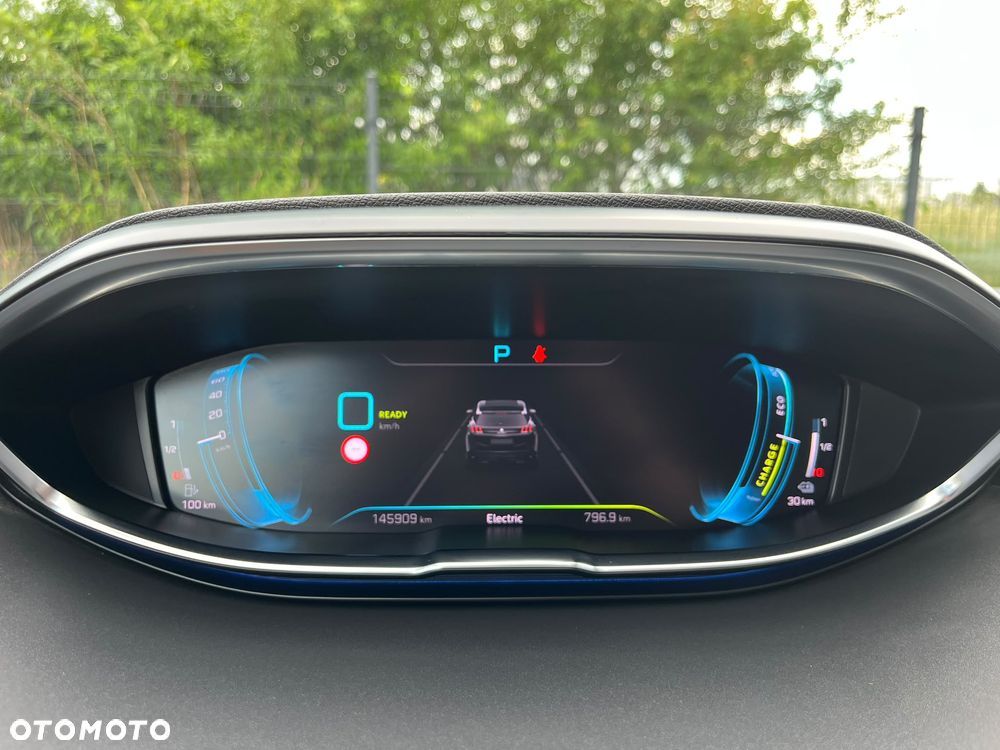 Peugeot 3008 225 e-EAT8 Allure Pack - 25