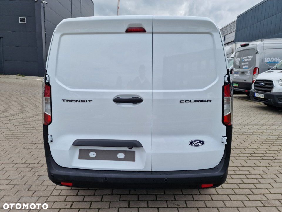 Ford Transit Courier - 3