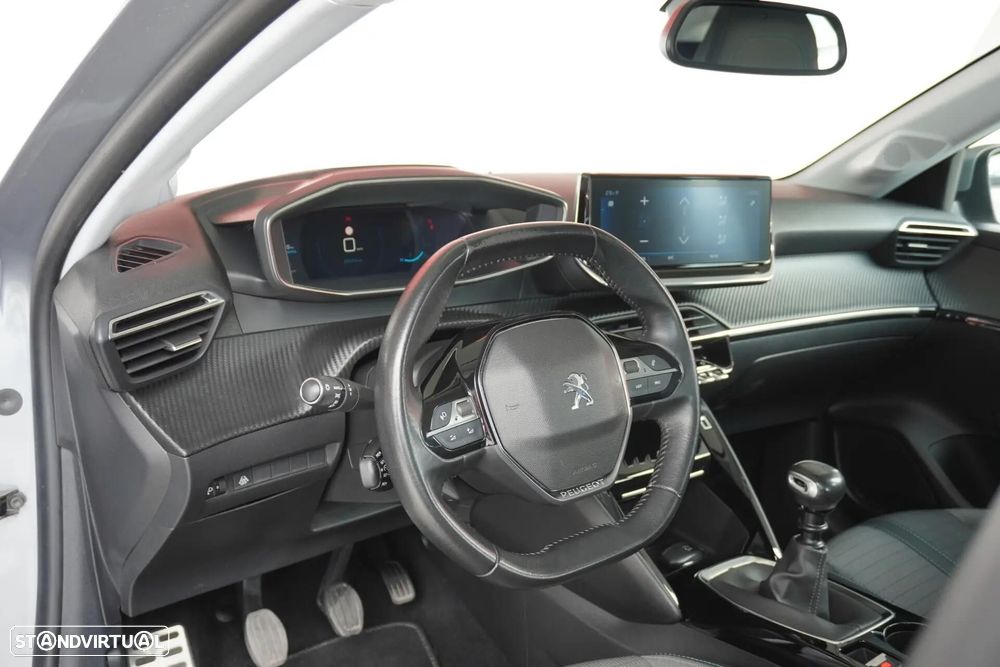 Peugeot 208 1.2 PureTech Allure — fotografia 7
