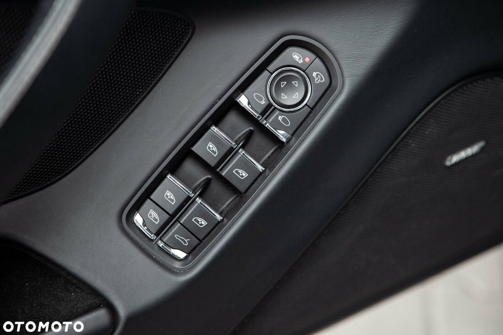Porsche Panamera - 19