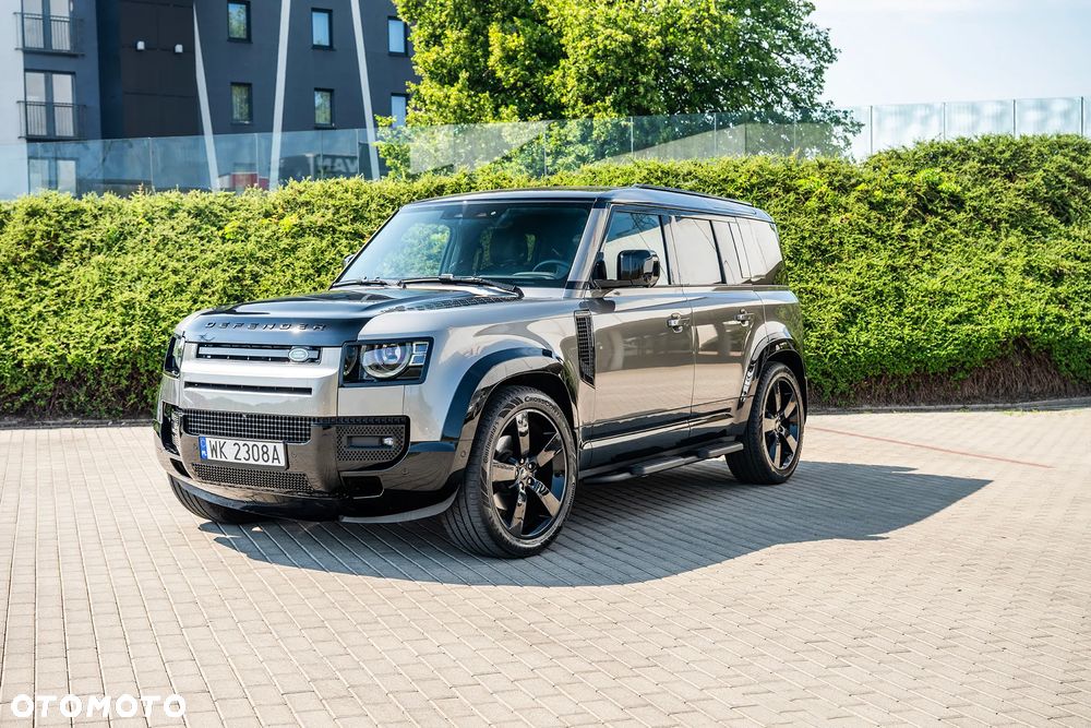 Land Rover Defender 110 D250 X-Dynamic SE - 1