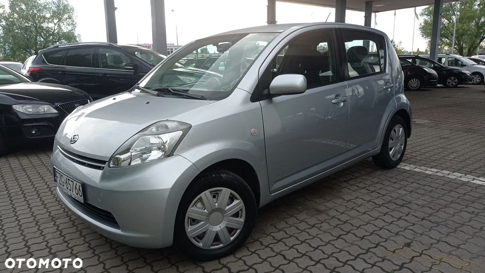 Daihatsu Sirion 1.3 - 5