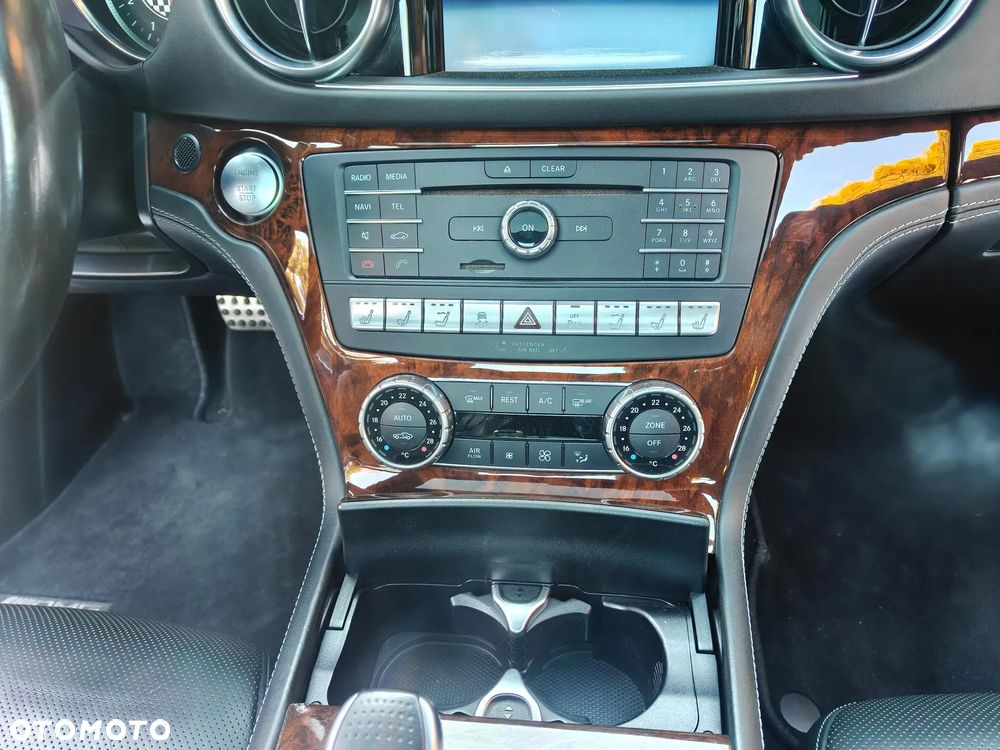 Mercedes-Benz SL 400 - 17