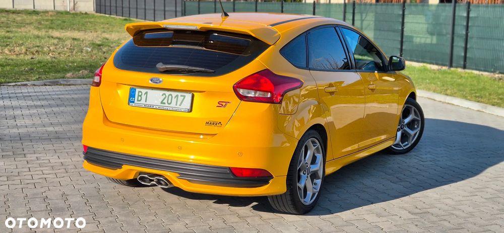 Ford Focus 2.0 EcoBoost ST mit Leder-Exclusiv-Paket - 26