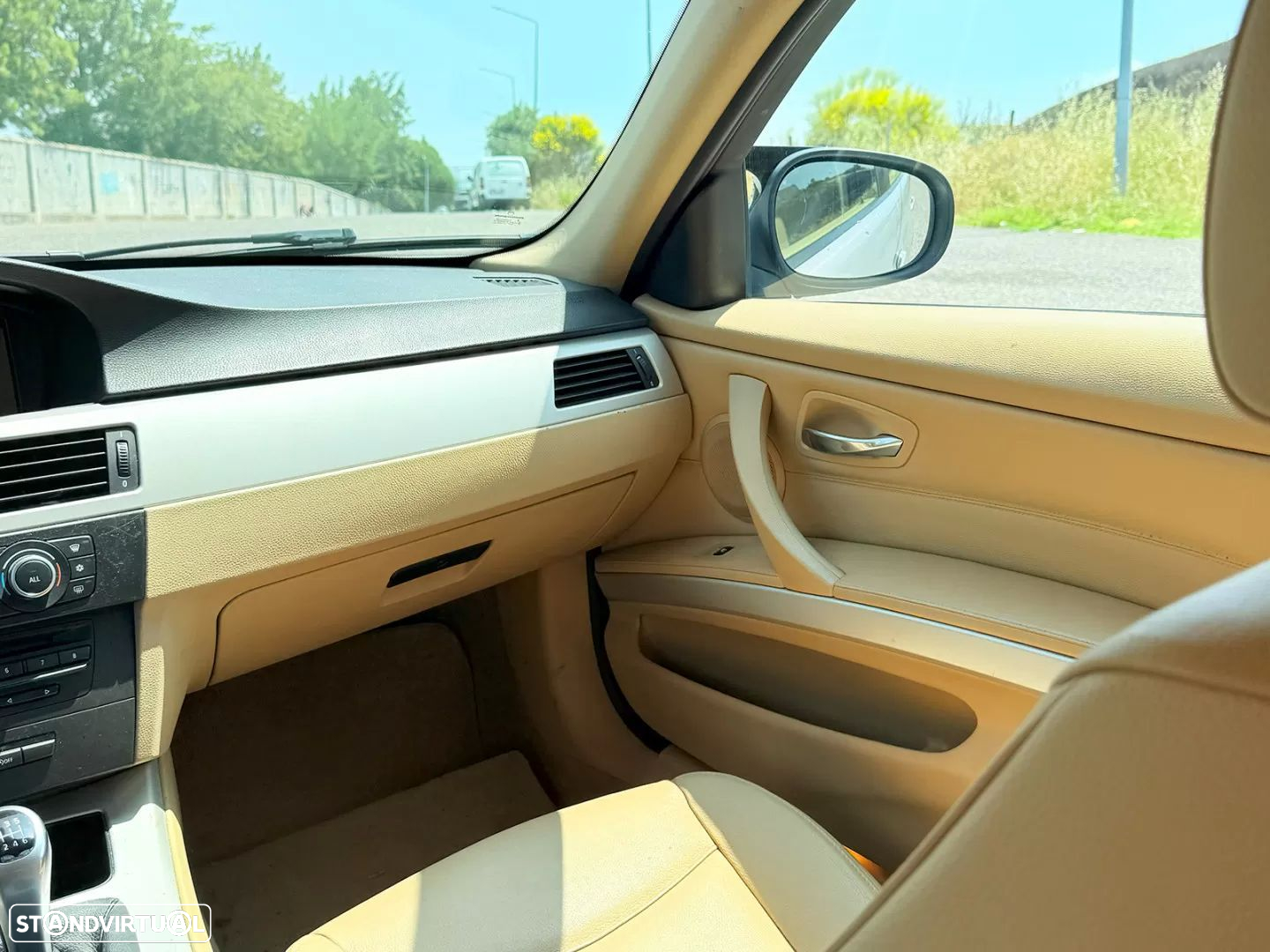 BMW 320 d Touring Navigation - 7