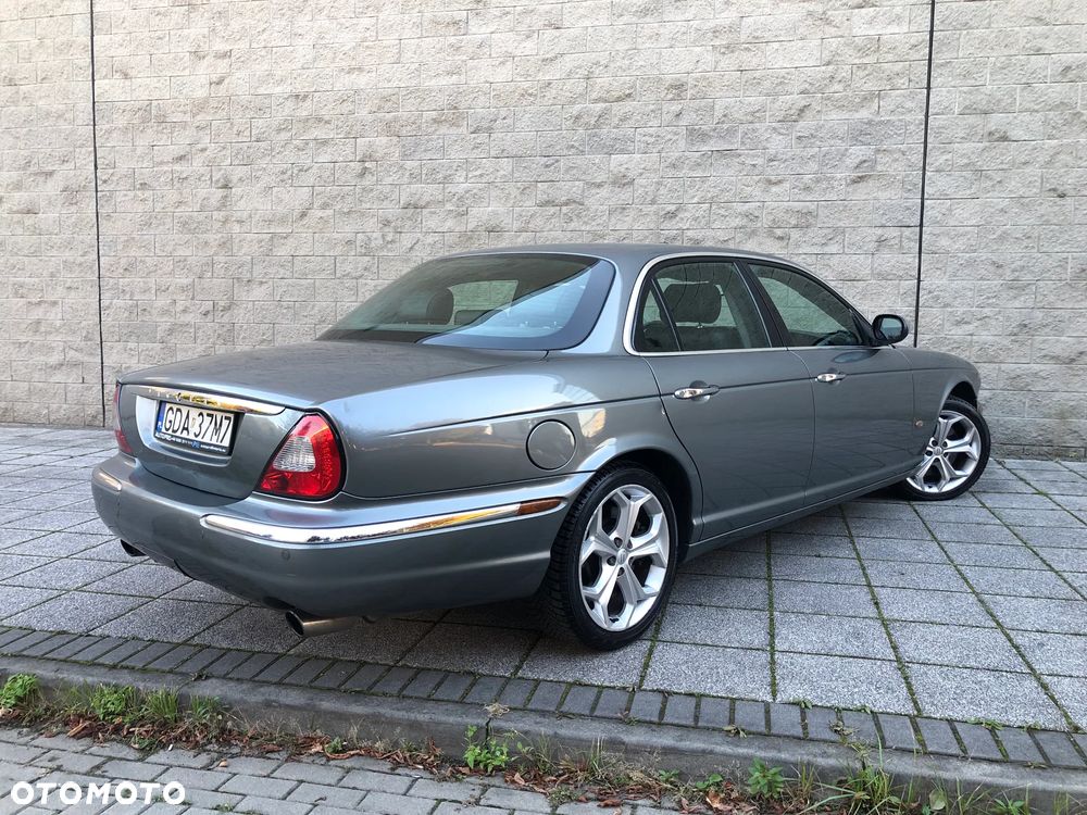 Jaguar XJ XJ6 2.7 D Executive - 7