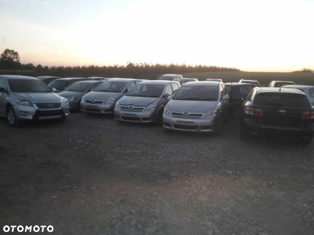 Toyota Corolla Verso II 04-08r lusterko prawe EU wkład 5 pin obudowa 209 - 5
