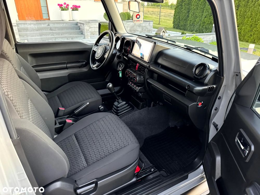 Suzuki Jimny - 12