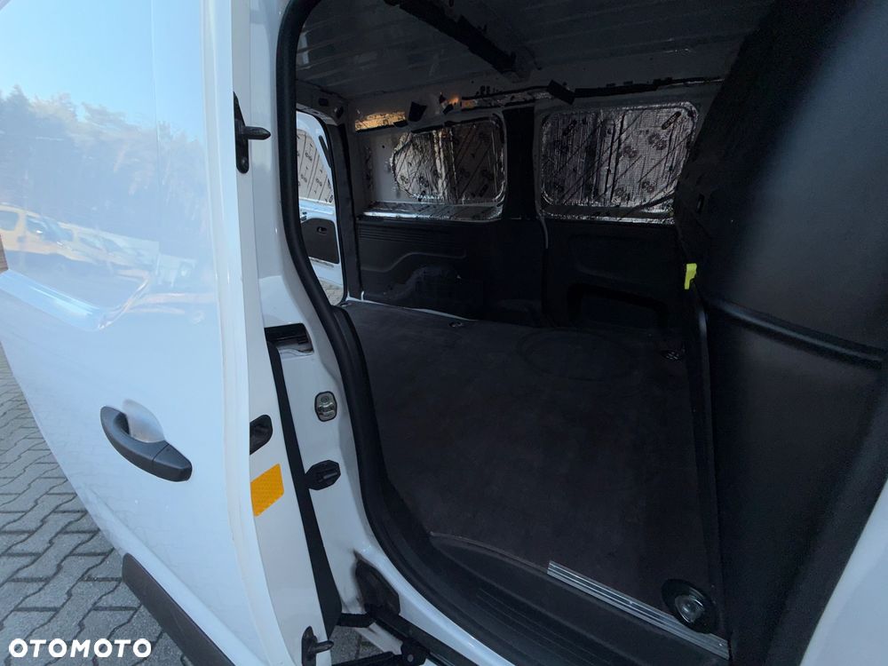 Toyota ProAce City LONG - 21