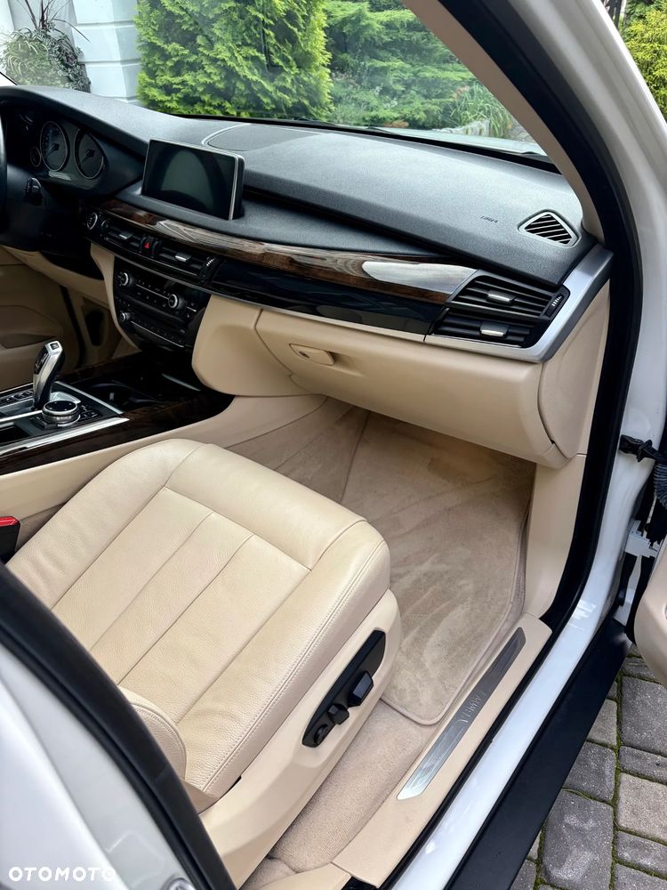 BMW X5 xDrive35i Edition Exclusive - 20