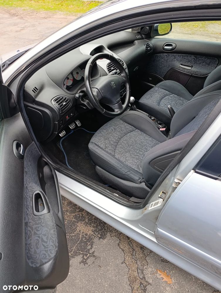 Peugeot 206 1.4 Quiksilver - 6