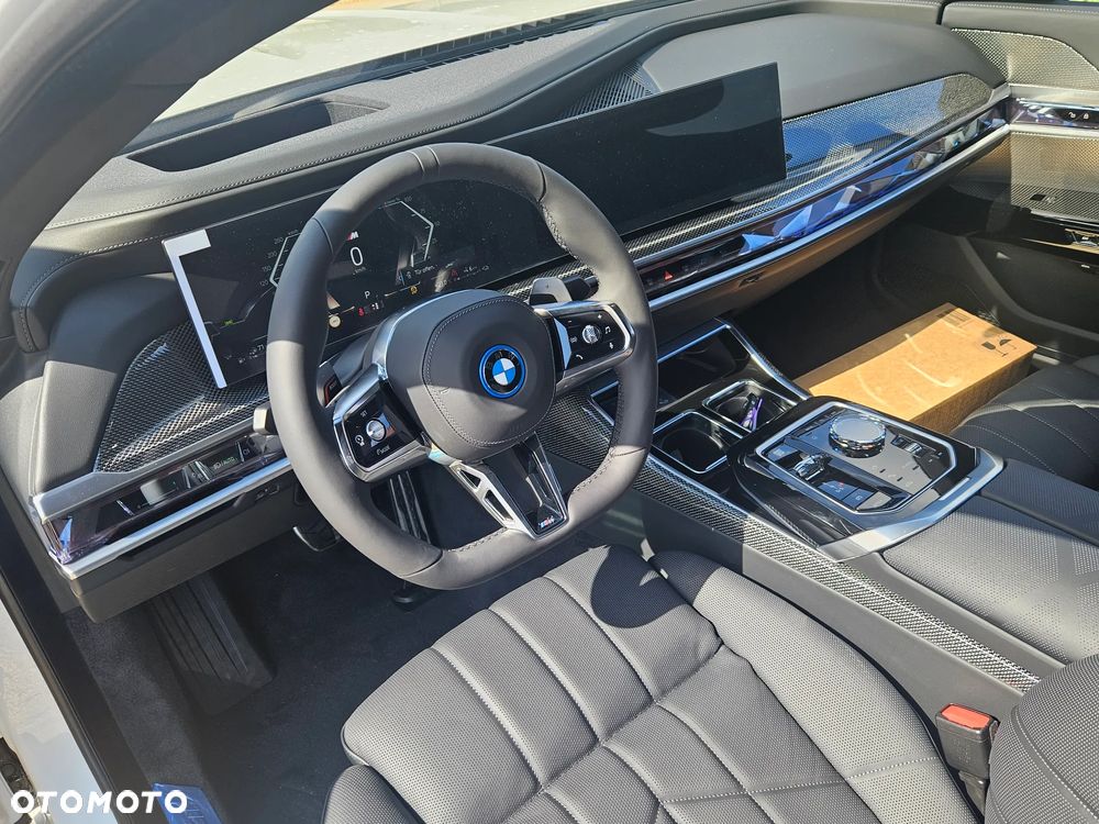 BMW Seria 7 750e PHEV xDrive M Sport sport - 10