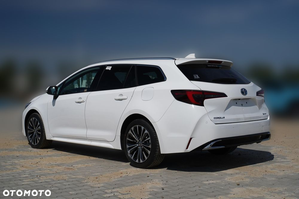 Toyota Corolla 1.8 Hybrid Style - 6