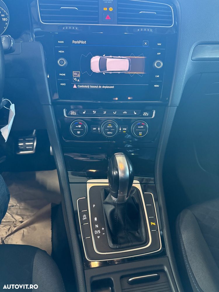 Volkswagen Golf Variant 2.0 TDI SCR DSG Join - 11