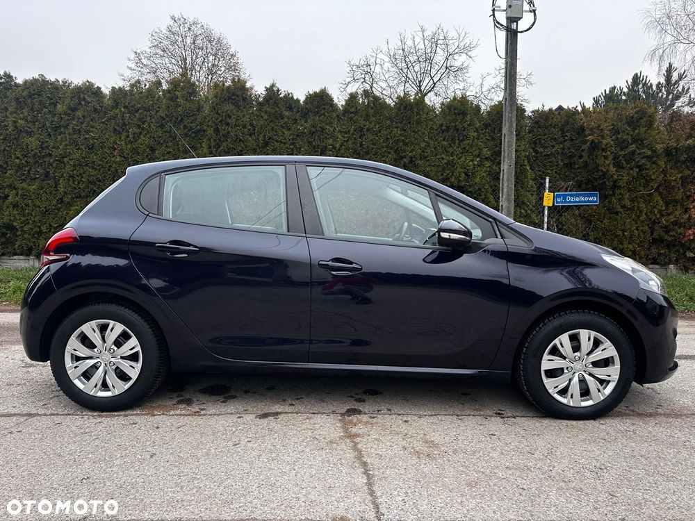 Peugeot 208 - 21