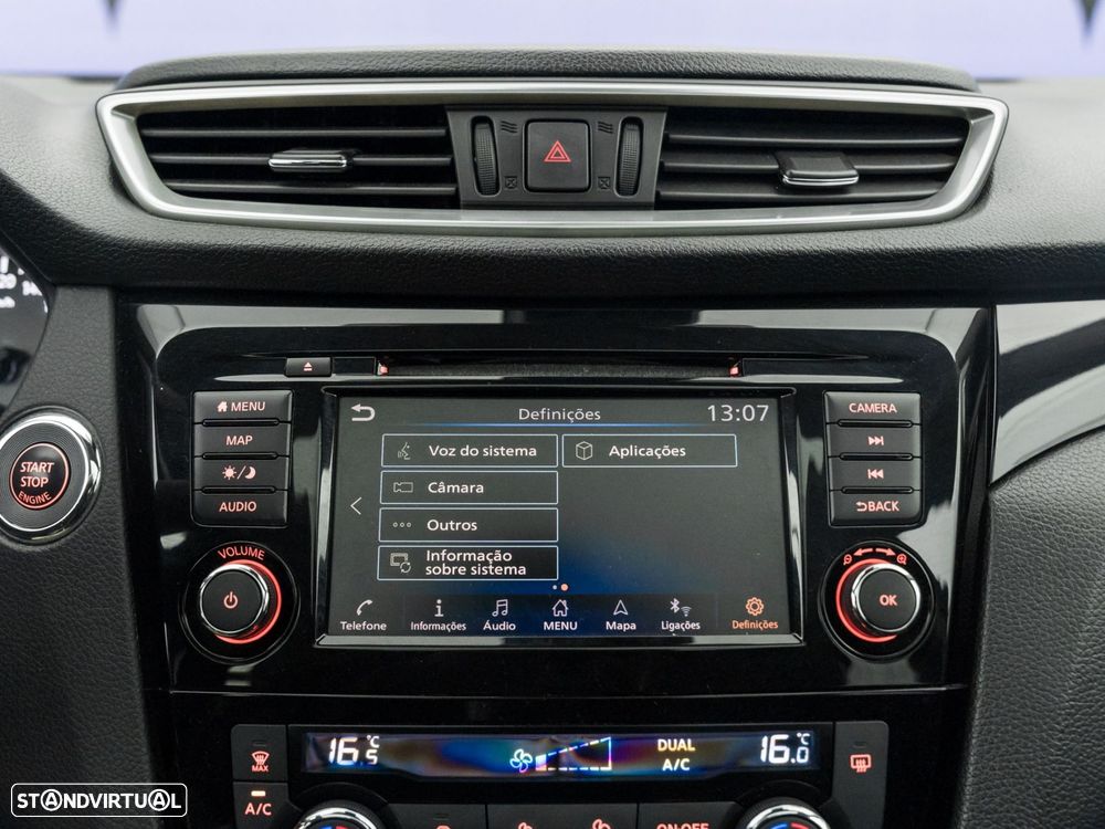 Nissan Qashqai 1.5 dCi N-Connecta - 32