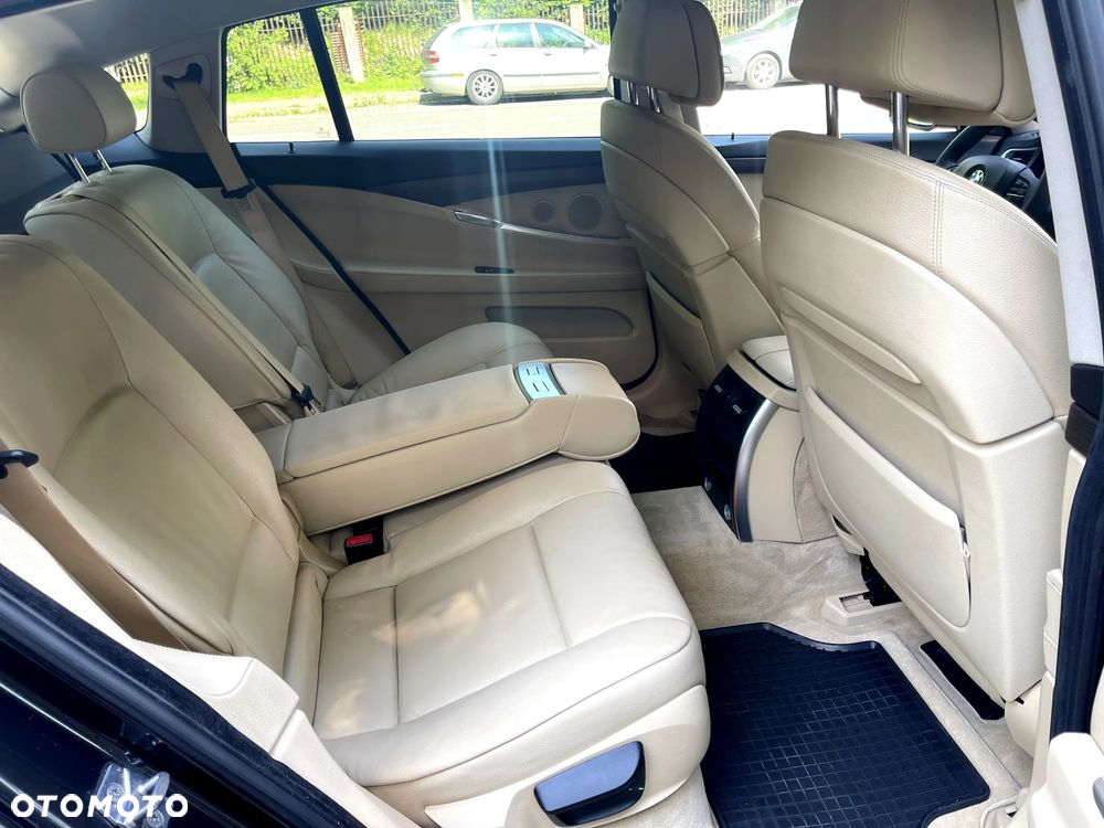 BMW 5GT 530d xDrive Gran Turismo - 26