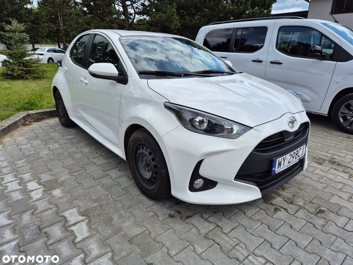 Toyota Yaris - 4