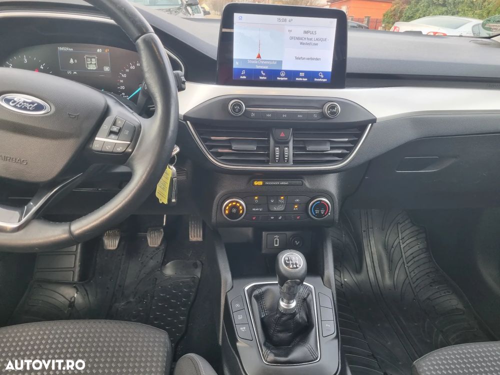 Ford Focus 1.5 EcoBlue Start-Stopp-System TITANIUM - 14